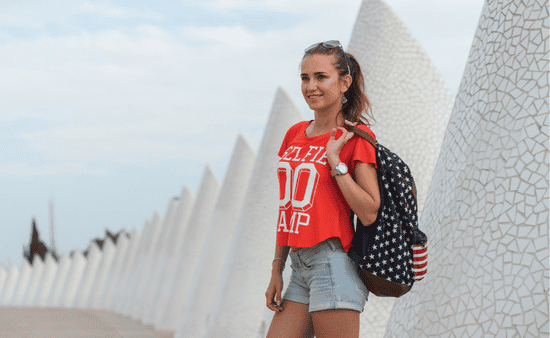 Comfortable Jersey Outfits for Travel Days That Look Effortless