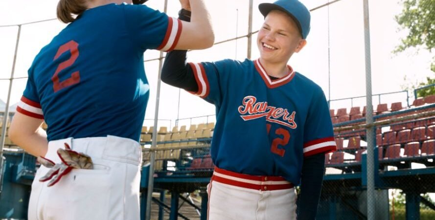 Baseball Jersey Summer Outfit Ideas That Look Cool
